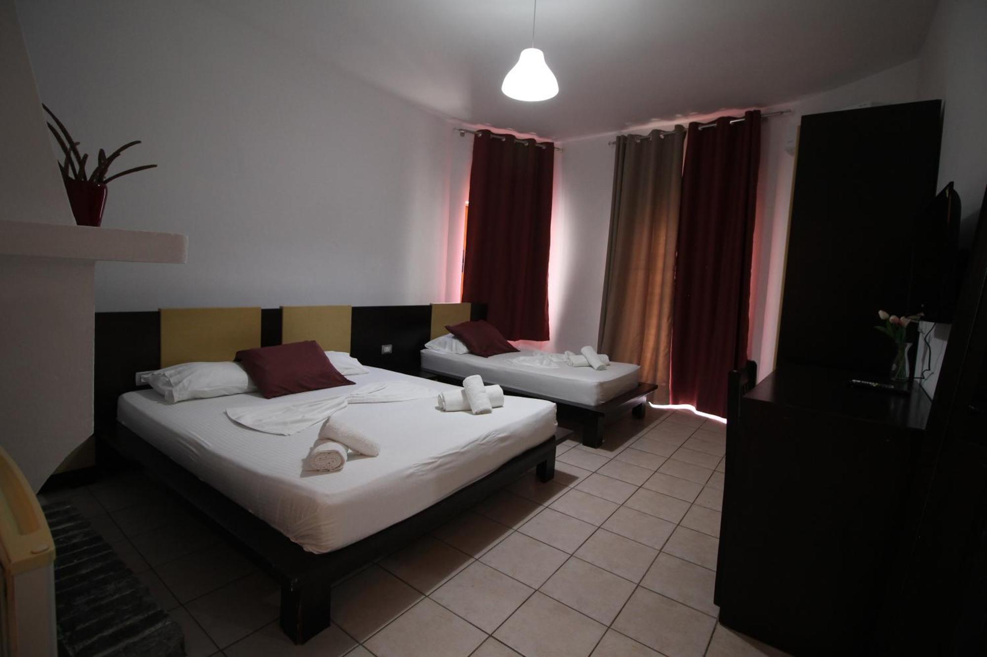 Hotel Ceka Saranda Zewnętrze zdjęcie