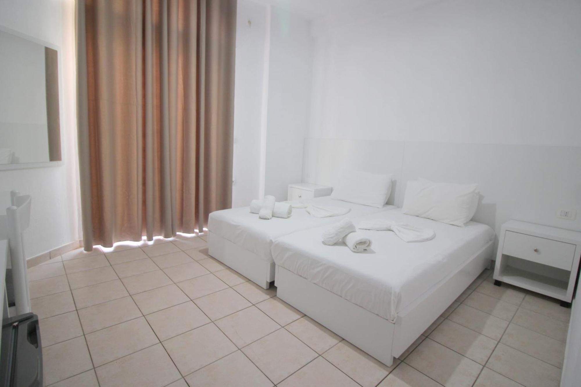 Hotel Ceka Saranda Zewnętrze zdjęcie
