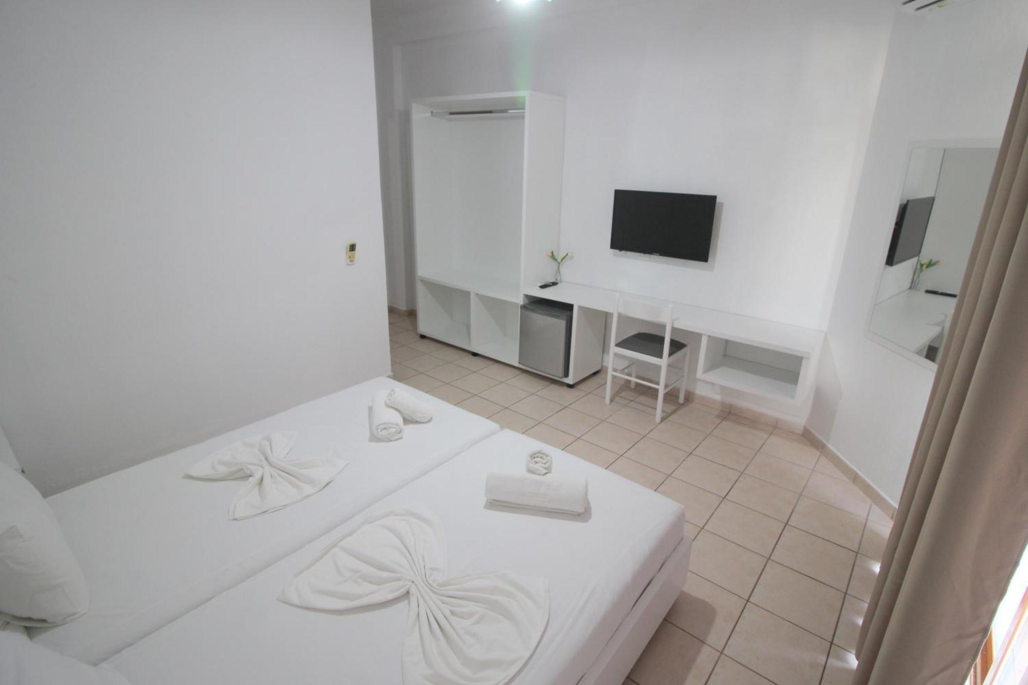Hotel Ceka Saranda Zewnętrze zdjęcie