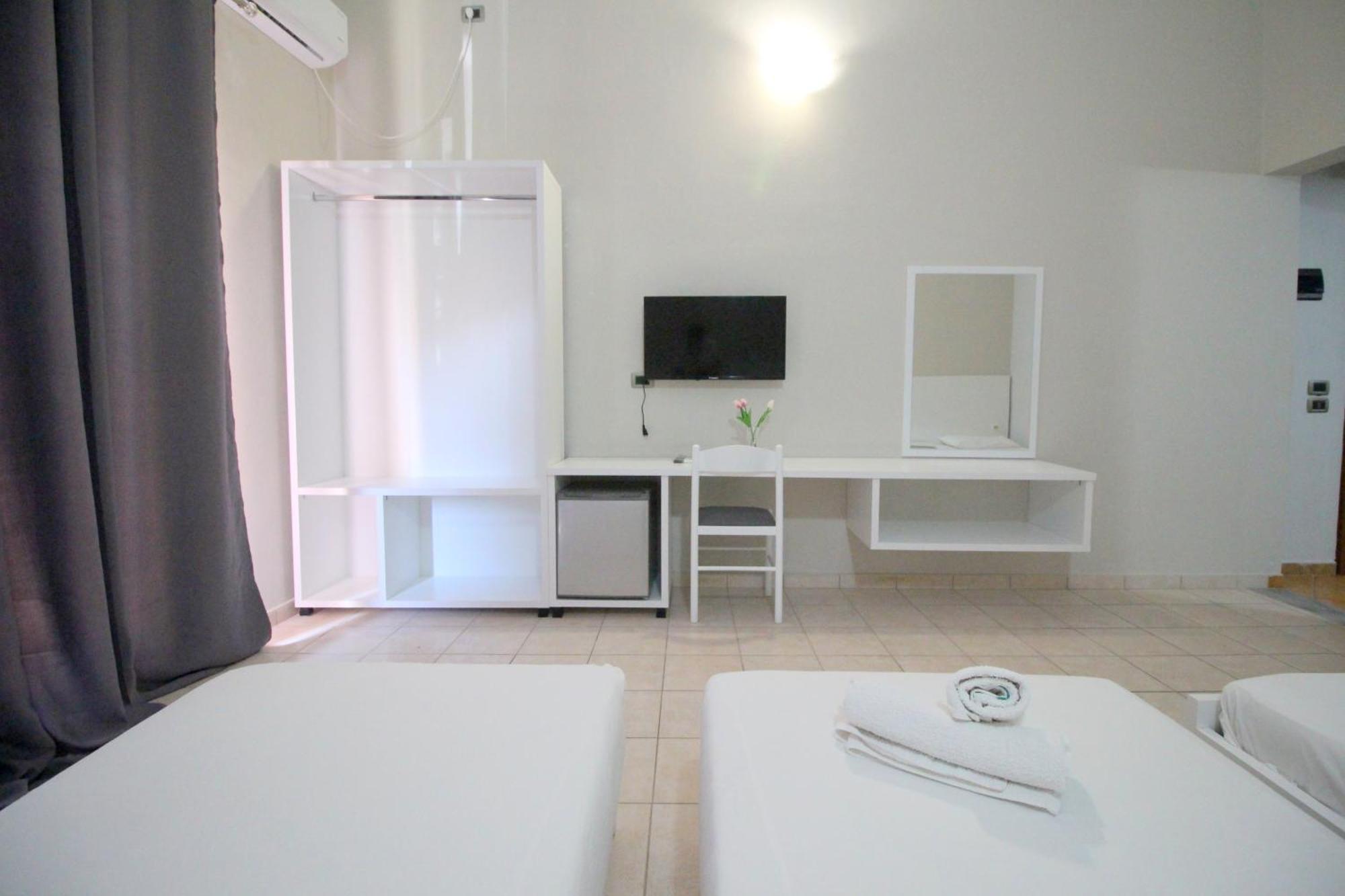 Hotel Ceka Saranda Zewnętrze zdjęcie