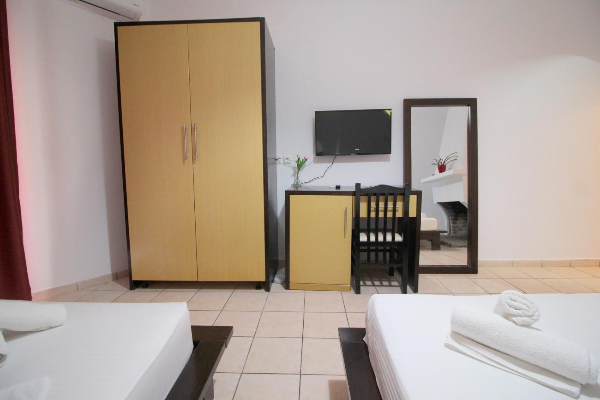 Hotel Ceka Saranda Zewnętrze zdjęcie