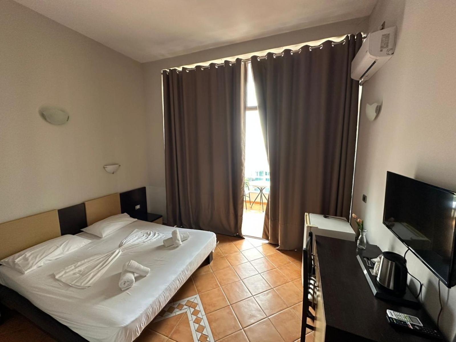 Hotel Ceka Saranda Zewnętrze zdjęcie